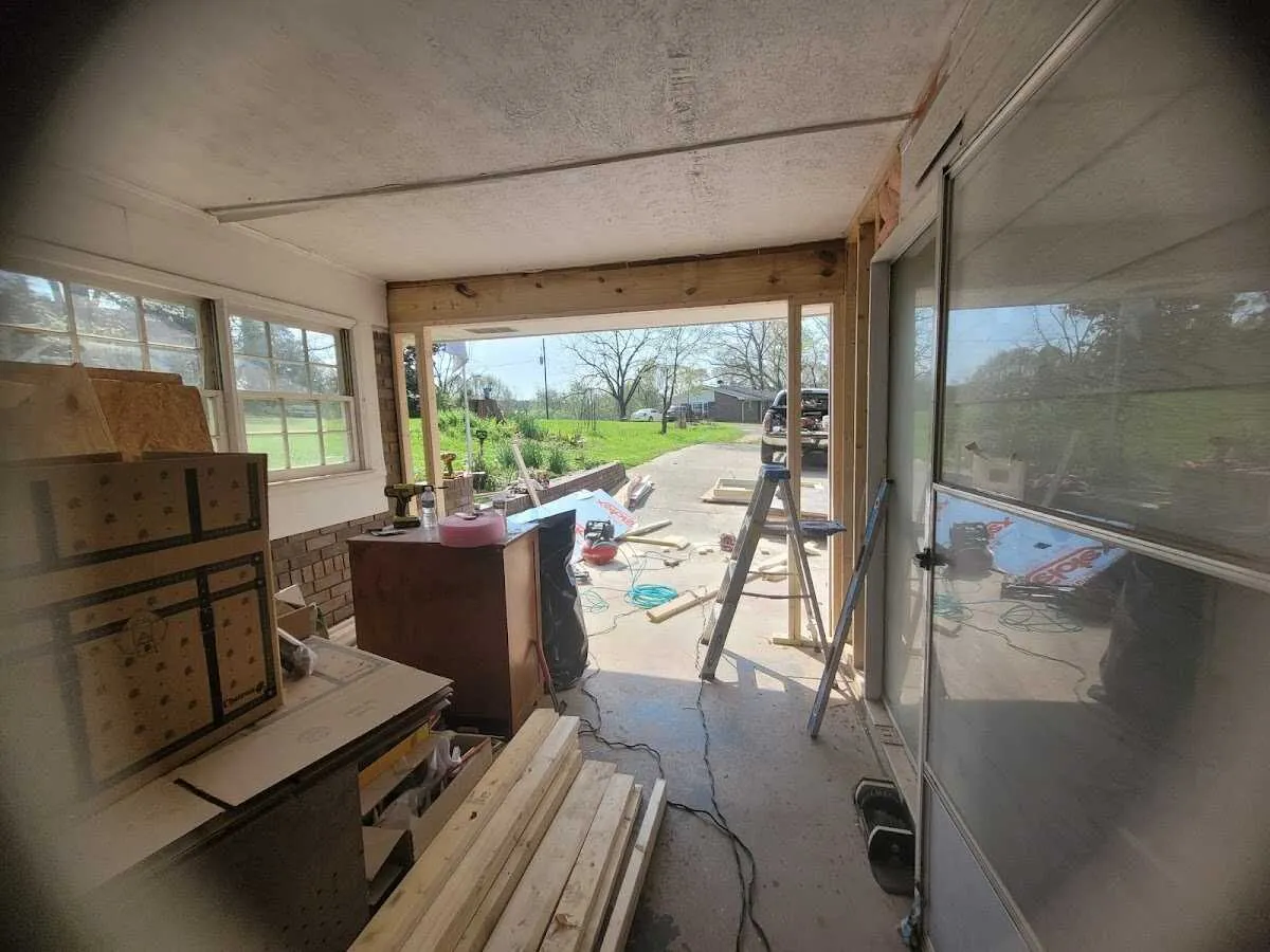 Air movers and dehumidifier for Drying & Dehumidification in Northgate